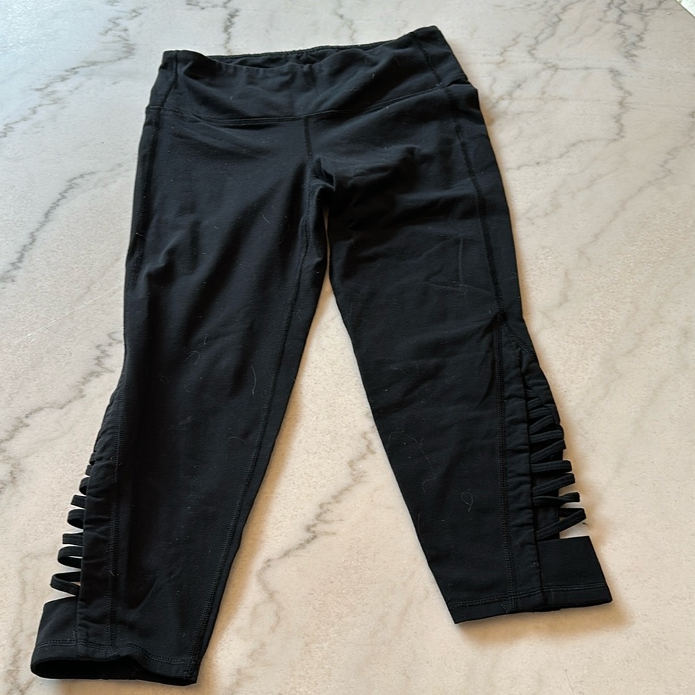 Athleta Capri Leggings with Crossed Bottom